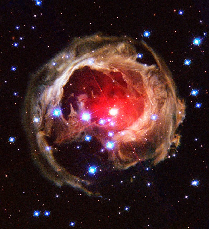 2004年2月8日に撮影。Image Credit: NASA and The Hubble Heritage Team (AURA/STScI)